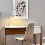 Apartman Appartio: Geraeumige, Moderne Fuer Gruppen/familien