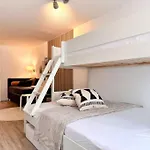 Appartio: Geraeumige, Moderne Fuer Gruppen/familien Apartman