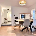 Appartio: Geraeumige, Moderne Fuer Gruppen/familien Apartman Stuttgart