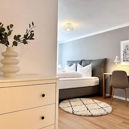 Appartio: Geraeumige, Moderne Fuer Gruppen/familien Apartman Stuttgart