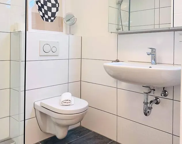 Appartio: Geraeumige, Moderne Fuer Gruppen/familien * 슈투트가르트