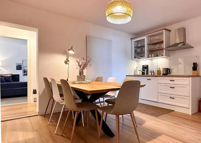 아파트 Appartio: Geraeumige, Moderne Fuer Gruppen/familien *